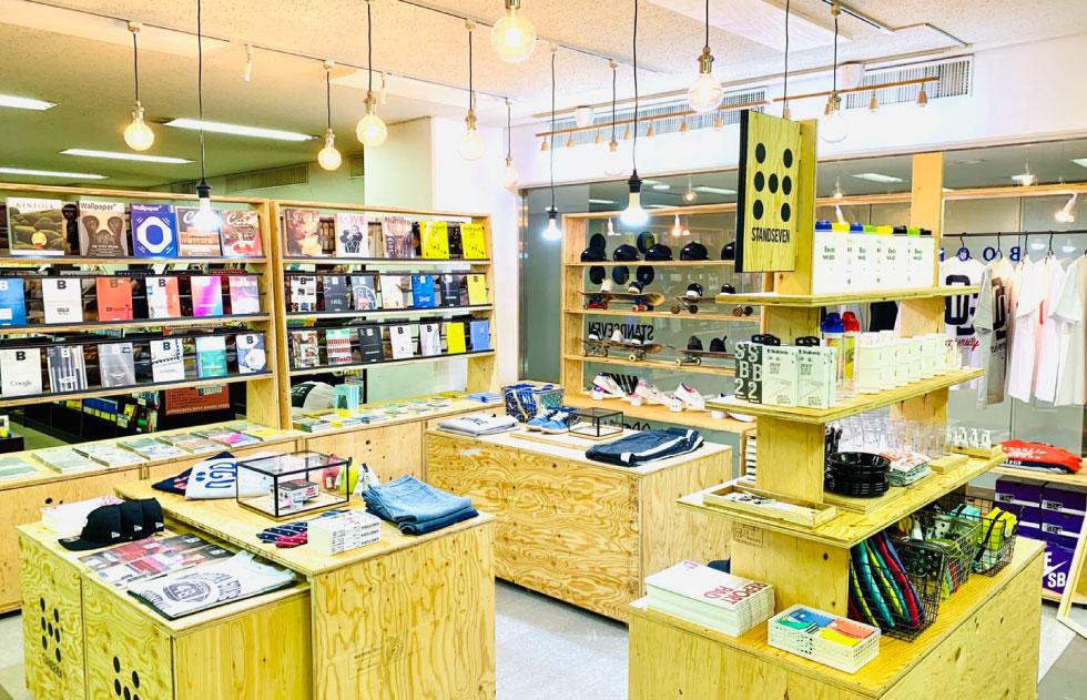 ブックセンター（紀伊國屋書店）