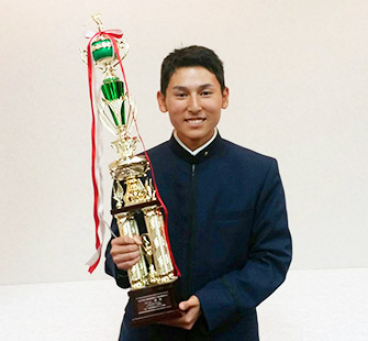 男子優勝 小寺大佑(1年生)