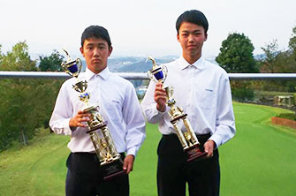 尾崎敬也(2年・左)・長谷川幸貴(2年・右)